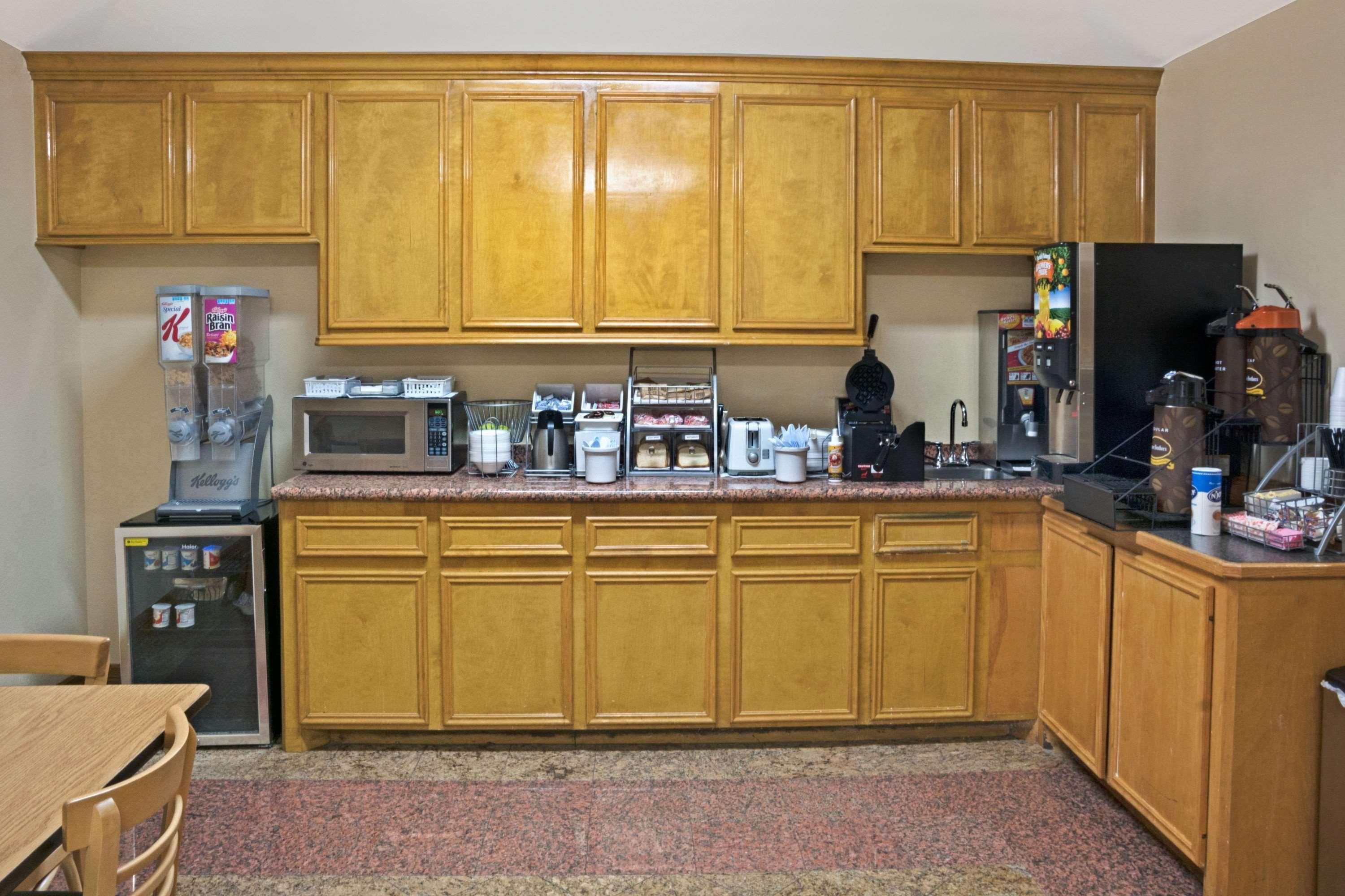 Surestay Studio By Best Western Conroe Downtown Eksteriør billede