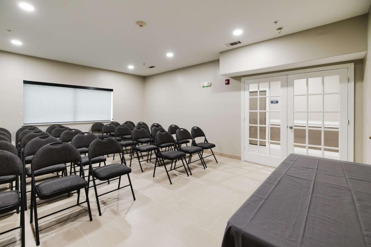 Surestay Studio By Best Western Conroe Downtown Eksteriør billede