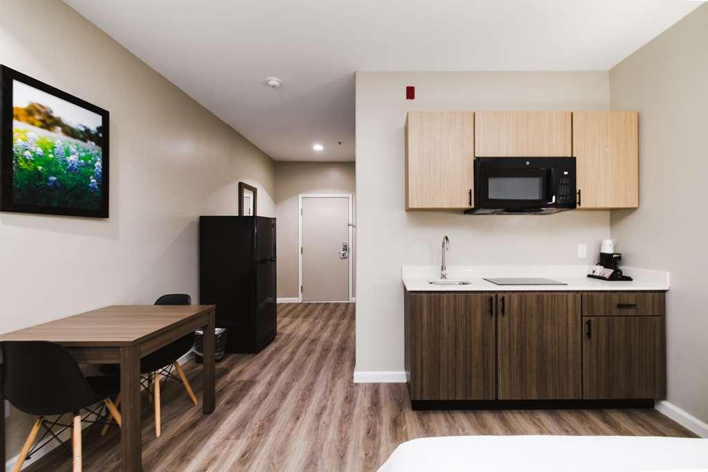 Surestay Studio By Best Western Conroe Downtown Værelse billede